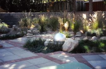 Applications Any zone in your landscape can be effectively and