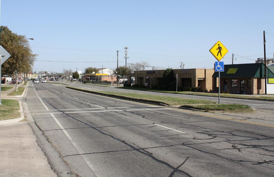 Chapter 2 Standifer Street to Watt Street This segment includes the downtown core of McKinney, where the McKinney Town Center (MTC) form-based code was recently adopted.