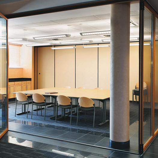 It has proved so popular that it gets moved to other buildings or even outdoors for various presentations. The conference room features Synthesis tables and Versa chairs for flexible arrangements.