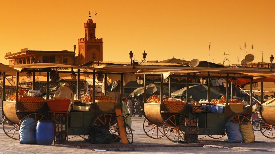 ITINERARY DAY 1: MARRAKESH Arrive in Marrakesh and transfer to your Riad. (B) DAY 2: MARRAKESH - TIZZIANE Today an acclimatisation hike with your Berber guide. Spend the night in a red clay village.