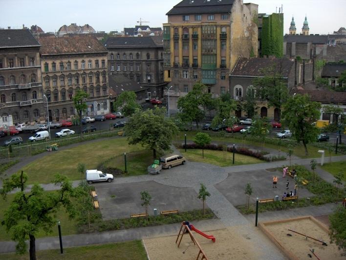 Greenkeys project - Renewal of the Mátyás square (Source:www.