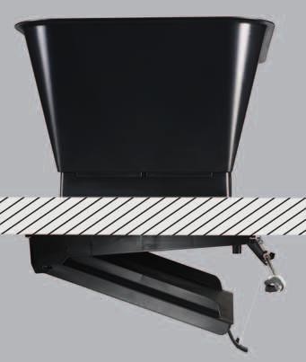 The insulated inlet flap of the CL 1500 is kept in closed position by means of rustproof steel springs.