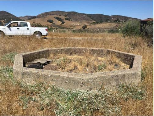 Onsite Archeological and Historical Resources On July 15, 2015 during a Phase 1 survey, Applied EarthWorks documented CA-SLO-2798/H within the southwestern region of the Project site.
