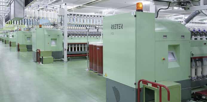 The new generation of ring spinning machines combines innovation with proven functions: The INTERcool integrated cooling system exchanges the heat of all motors via an internal heat exchanger and