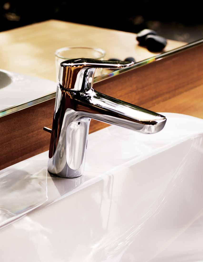 32 FAUCET & SHOWER SPRING LAUNCH Smooth shape that