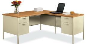 Steel Desk- Left "L" Workstation Item Description Unit Contract Price Item HONP3265RCL Total Dimensions: 72D x 66W Metro Classic Series Right Box/File Single Pedestal Desk features baked enamel