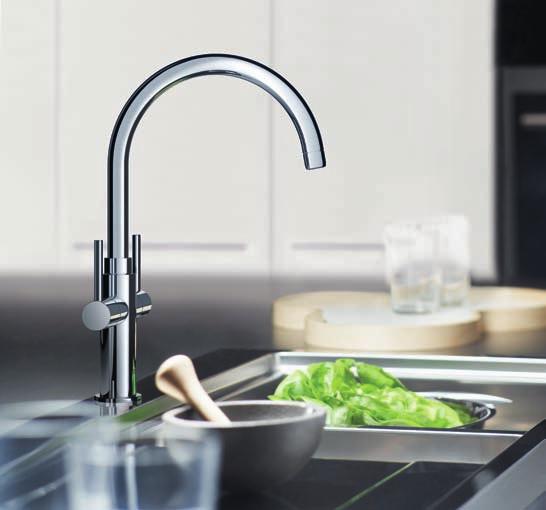 Its purist beauty is highlighted by the high-gloss StarLight chrome finish which repels dirt and prevents tarnishing. SilkMove technology enables fingertip control of water flow and temperature.
