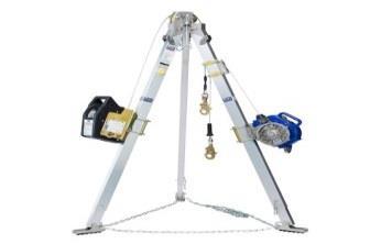 24. CONFINED SPACE ENTRY TRIPOD (must