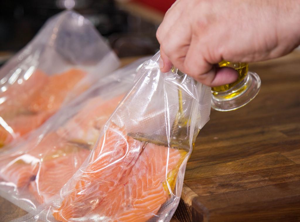 WHY VACUUM SELAER Why Vacuum Sealing? When food is exposed to air, it can lose flavor and nutritional value. It also enables bacteria to grow, which causes food to spoil faster.