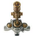 It is necessary to install 2 ways diverter (page 12) or shut off valves (pages 10-11) because flow and pressure are not