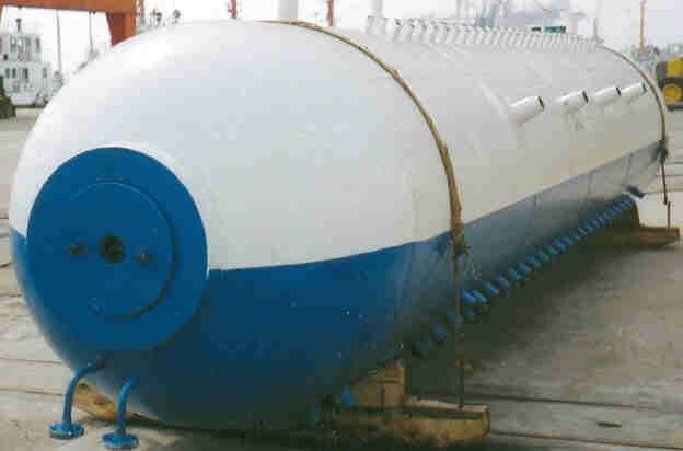 Water spray attemperator is adopted to control the steam temperature, arranged between the two stages of superheater.