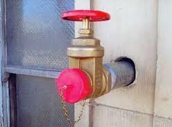 Stages that are greater than 1,000 ft 2 are required to have a standpipe. Size requirements on standpipe differ dependent on which code school was built under.
