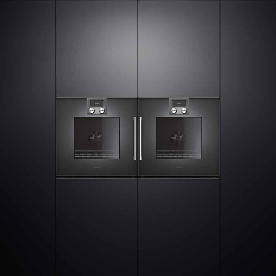 INNOVATIVE OVENS Choose between two innovative ovens Can an oven really improve the way you cook? When it s a GAGGENAU, there s no question.