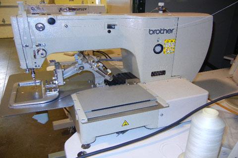 ATLANTA ATTACHMENT. AP264DY36 Auto sleeve joining machine. Sale for only $3,500.
