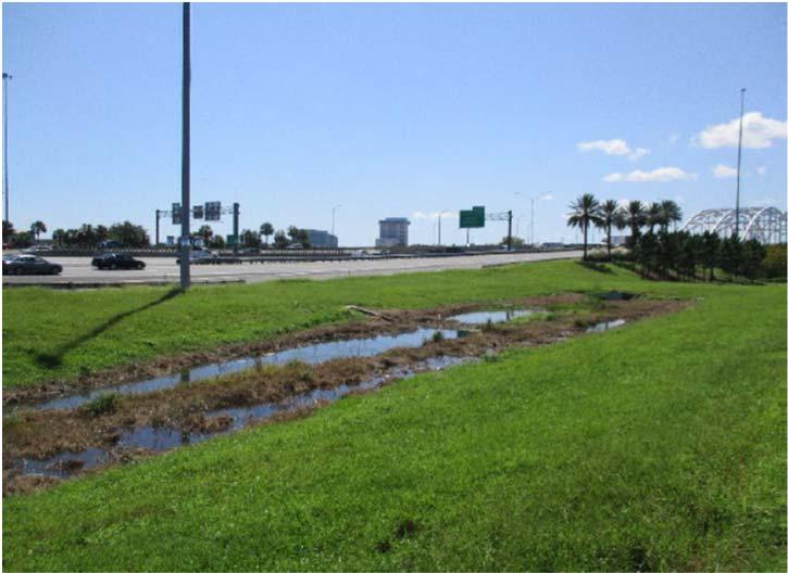 Drainage Multiple pond site locations were evaluated to accommodate drainage along the I 10 project area.