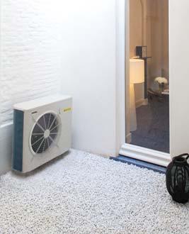 The ROTEX HPU hybrid combines an air source heat pump utilising renew ables with energy efficient gas condensing technology.