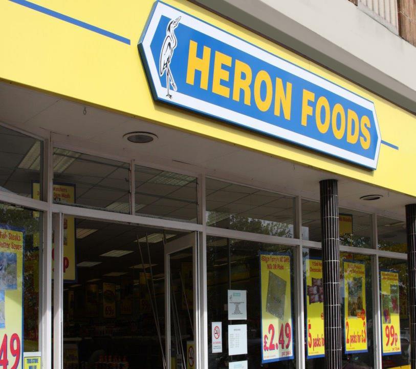 6% 20 UK and 7 German new store openings Completed the acquisition of Heron Foods, a 251 store discount convenience retailer Exchanged