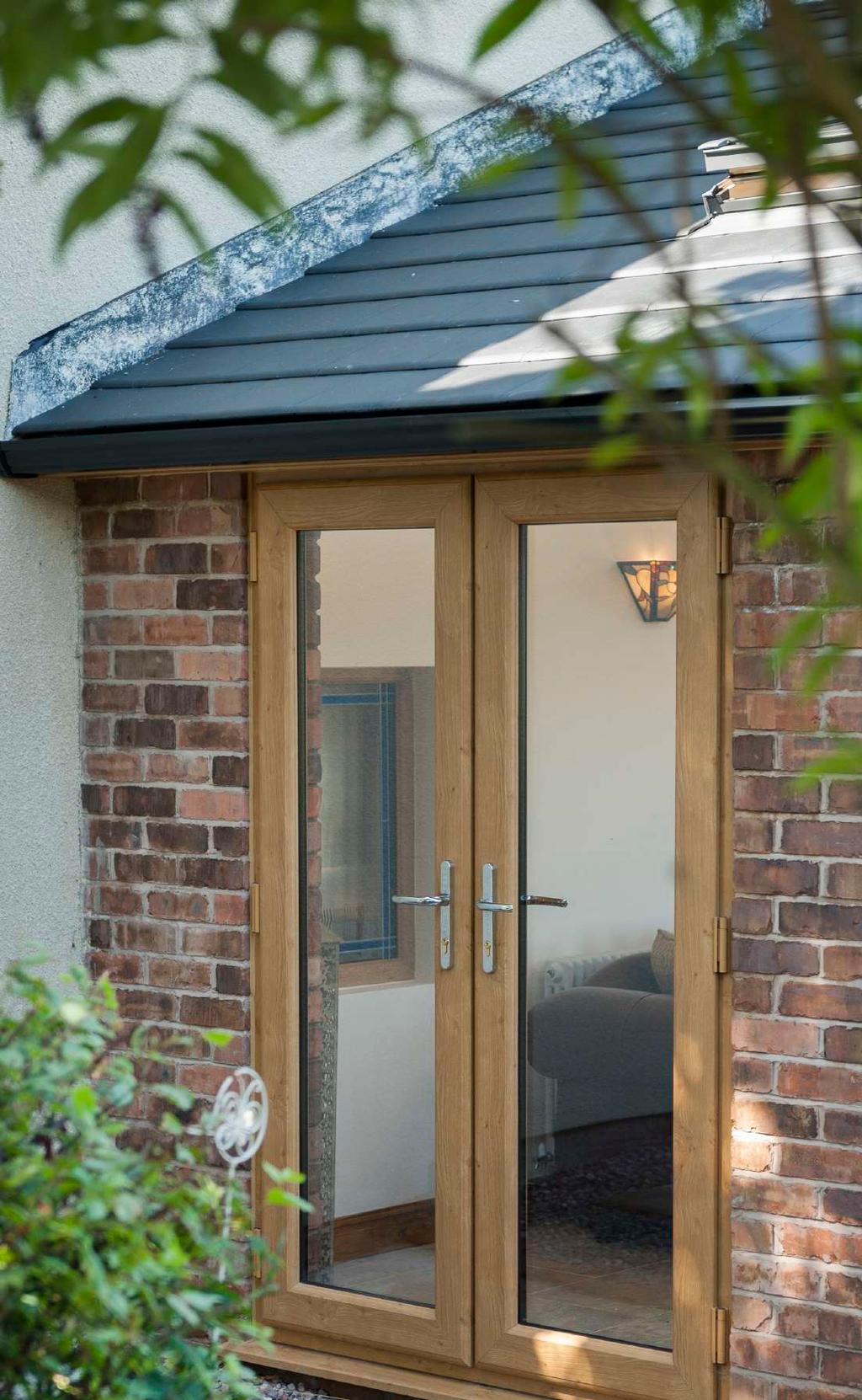 2 3 ABOUT US Prefix Systems was established in 1996 and has grown to be the UK s largest independent conservatory roof fabricators, offering a wide variety of Conservatory roof & glazing solutions to