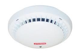 On detection of smoke, the wireless optical smoke detector will raise two alarms.