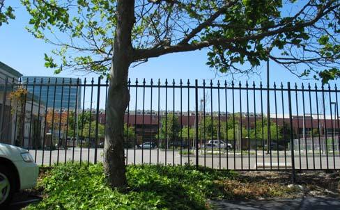 6. Fences and Walls Intent: To ensure that fencing contributes to the overall design of commercial buildings and development. 6.1 