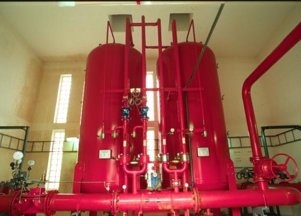 The fire protection system is integrated with a water pressurizing unit and with a foam proportioning system, consisting of a pumping station (normally with electric pump and Diesel motor pump) and a