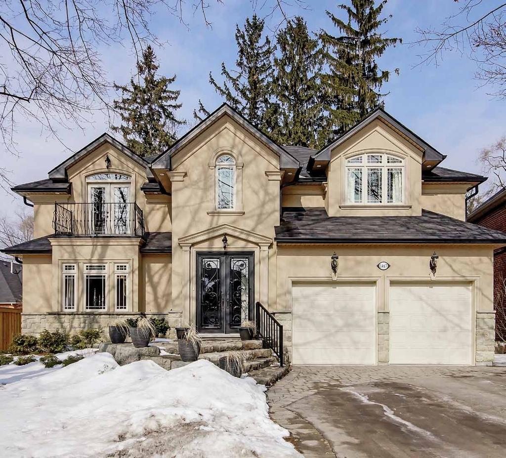 Wonderful custom home in South East Oakville! This wonderful custom home in South East Oakville is located on a quiet family friendly street and sits upon a 60 x 130 manicured mature lot.
