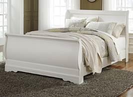 rails and top moldings on case pieces Curvaceous footboard panel and shapely base moldings Antiqued pewter  (78/B100-66) Queen Sleigh Bed