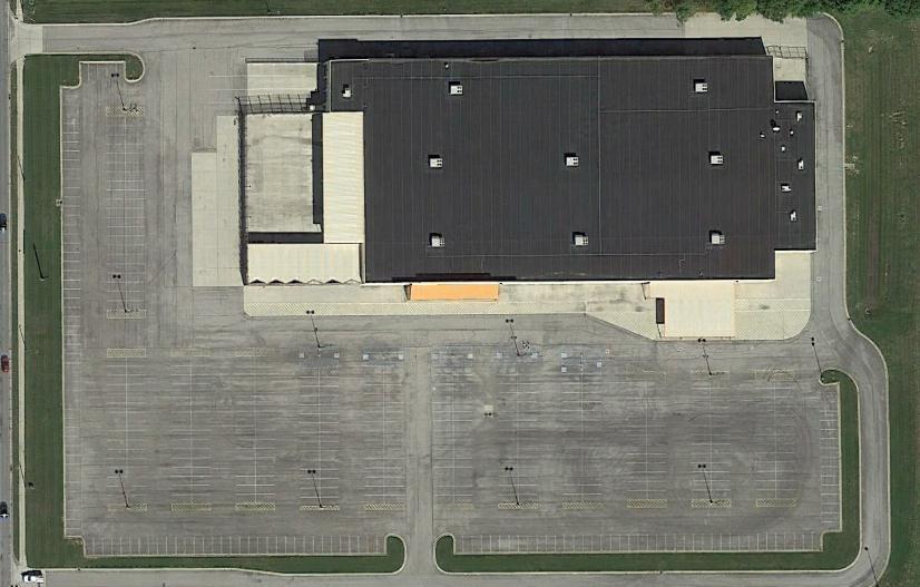 Freestanding Vacant Home Depot Fact Sheet 95,000 SF vacant property on over 11 acres located in the heart of Lima s retail district Building Price: $2,900,000 20+ Acres for development Land Price: