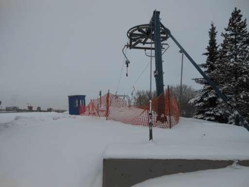 2.1.5 Ski Club Infrastructure Relocation - Project Co Component The 2013 EISA indicated that up to three Edmonton Ski Club lift towers must be relocated to accommodate a wider transportation corridor