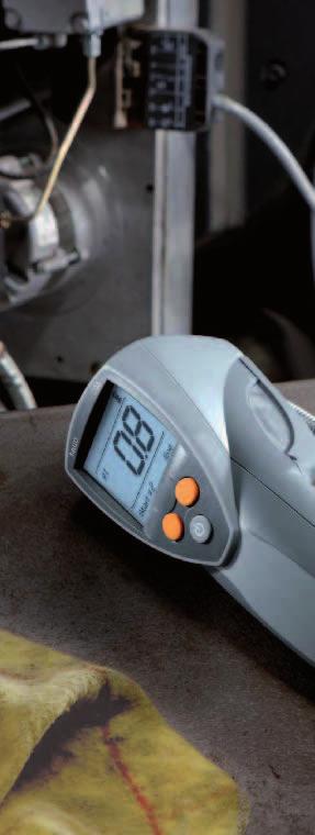 6 testo 308 control and service instrument for chimney sweeps and heating engineers Finally: The real measurement, thanks to digital soot count determination The new electronic testo 308 will replace