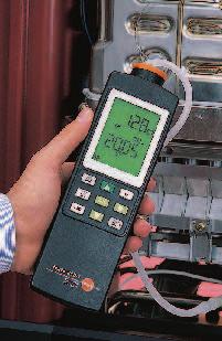 60 Versatile CO measurement For safety and service testo 315-1 The testo 315-1 provides you with all the measurement functions needed to service gas heating systems.