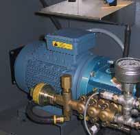 Operating principle In the humifog system a high pressure piston pump pressurizes water to 1,080 psi (75 bar) and sends it to the atomizing manifolds where the water is torn apart into tiny droplets