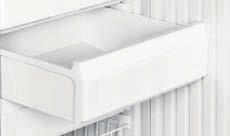 The white shelves are plastic-coated and have a loading capacity of up to kg.