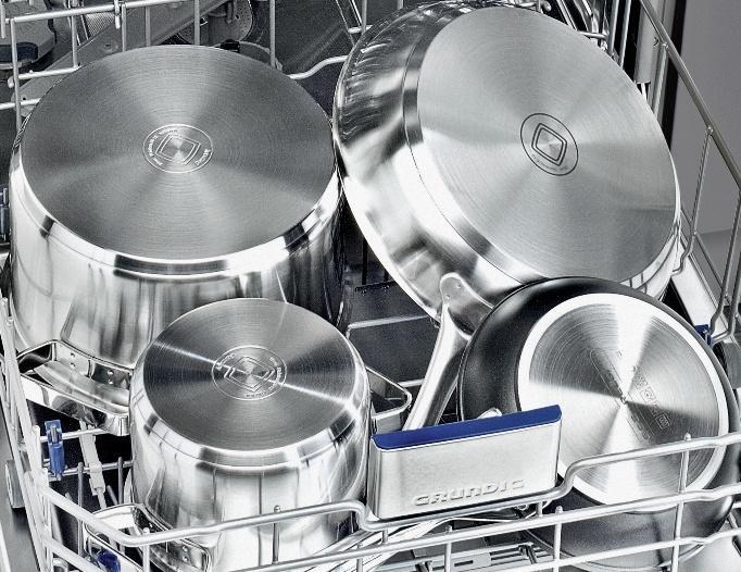 TRAYMASTER Simply put your oven trays into the dishwasher: Our new Traymaster function programme