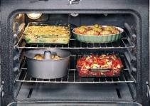 30" Gas Ranges 30" Free-Standing Gas Ranges These models feature more usable capacity than any other leading manufacturers brand; a sixth embossed rack position; extra-large broiler pan;