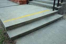 stairs without handrails 2.