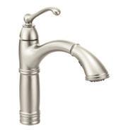 Brookshire With the Brookshire kitchen faucet, you get pullout functionality that's traditional in style and sized to perfection.