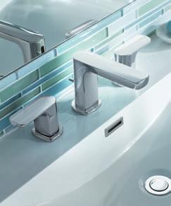 LAVATORY FAUCETS 81 Single-Handle Lav Faucet / 6900 Rizon The Rizon bathroom