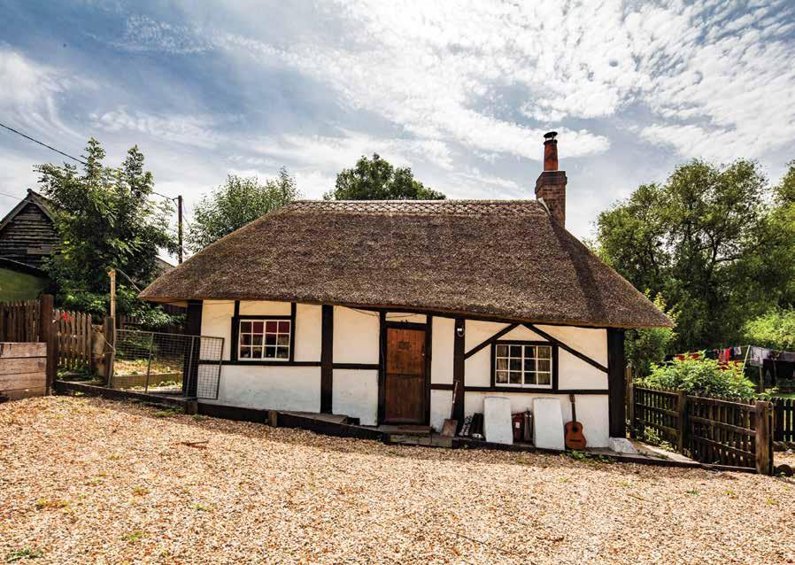 THE THATCHED COTTAGE CROWMARSH