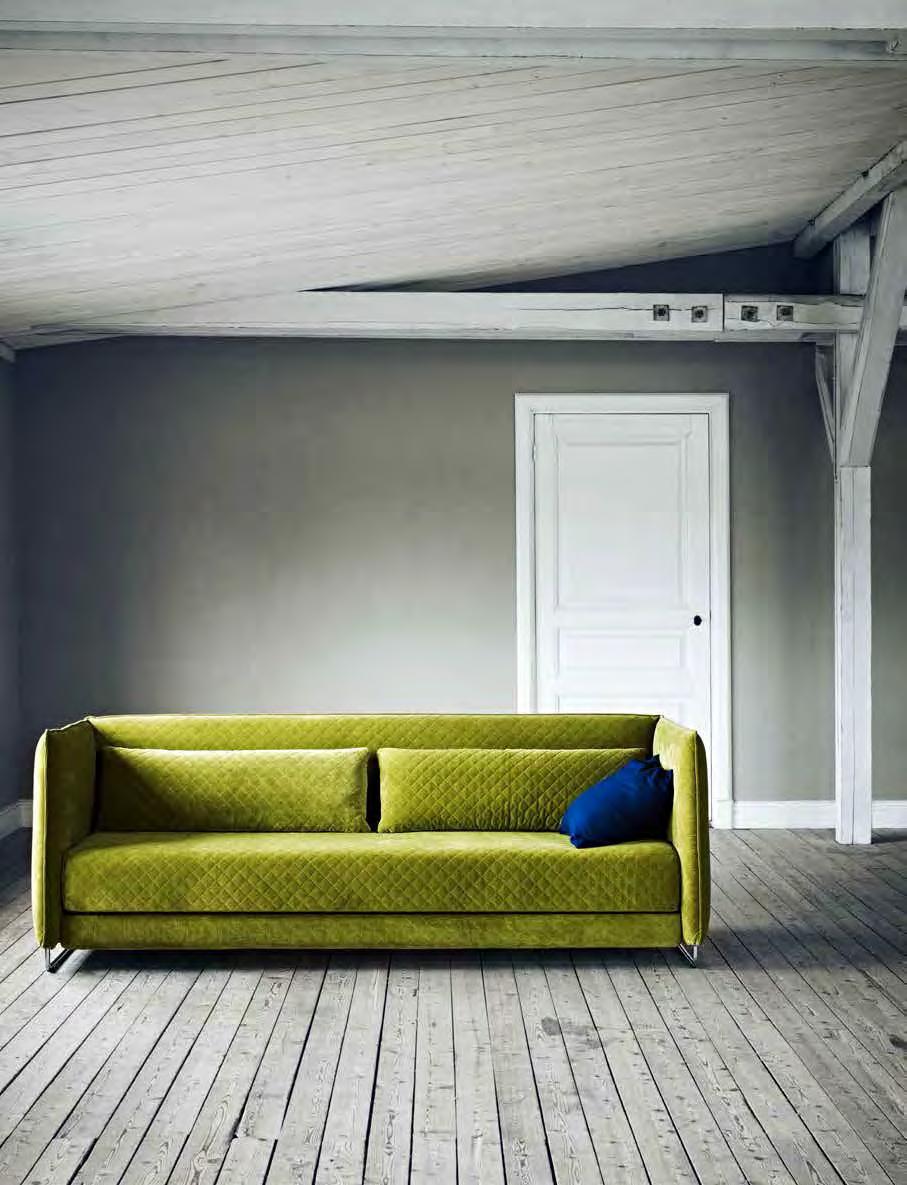 METRO PRACTICAL AND MODERN THE THREE SEATER SOFA METRO IS DURABLE, STYLISH AND COMFORTABLE.