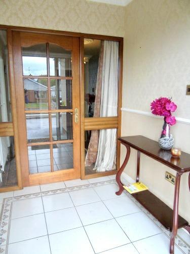 SUMMARY: Located on the ever popular Mill Road being one of the most sought after addresses in Portstewart, close to Portstewart Strand and within easy access to the Promenade.