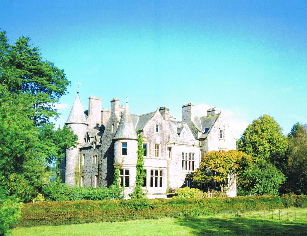 AS SEEN ON MILLION POUND PROPERTIES ORCHARDTON CASTLE, CASTLE, AUCHENCAIRN,, DG7 1QL SCOTTISH BARONIAL MANSION SET IN 5 ACRES WITH STABLES AND PADDOCK. OWN PRIVATE DRIVE.