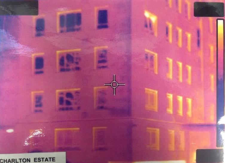 1. External Wall Insulation (EWI) Thermal Images Below are thermal images of the Cedars Estate and the Charlton Triangle Estate which benefited from external cladding in 2013.
