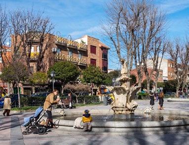 LIVING LAB AREAS MADRID Vallecas Vallecas is home to almost 10% of Madrid s inhabitants. It consists of two vibrant peripheral districts struggling to cope with some yet unsolved challenges.