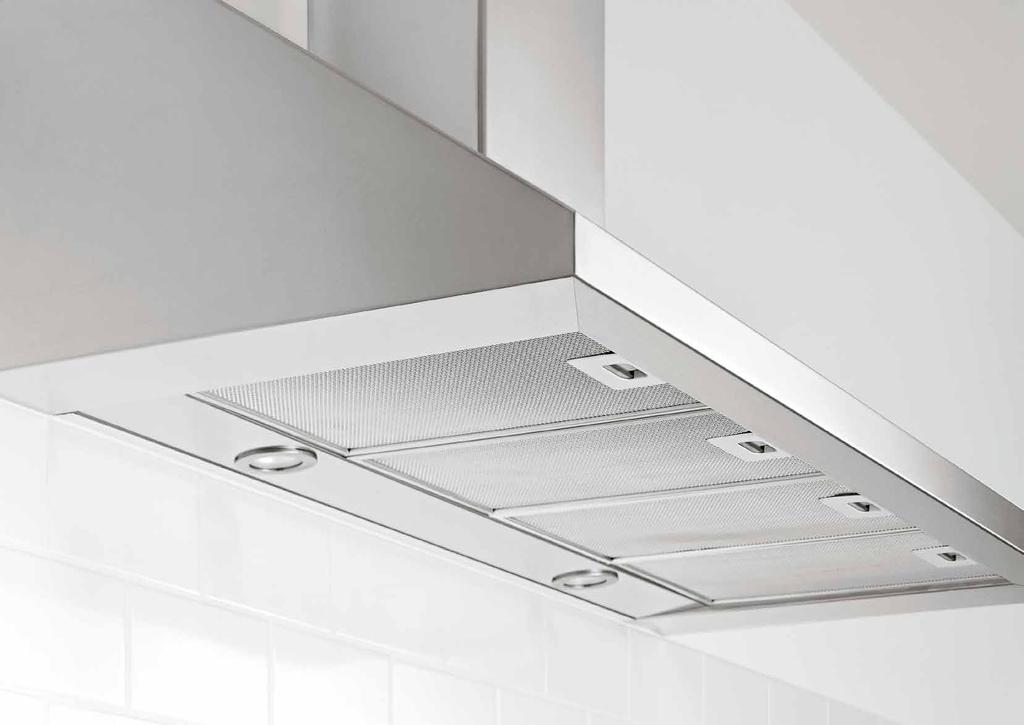 24 25 Cooker hoods Bertazzoni cooker hoods offer a wide range of power choices and installation methods. Insert, down draft and island hoods are available.