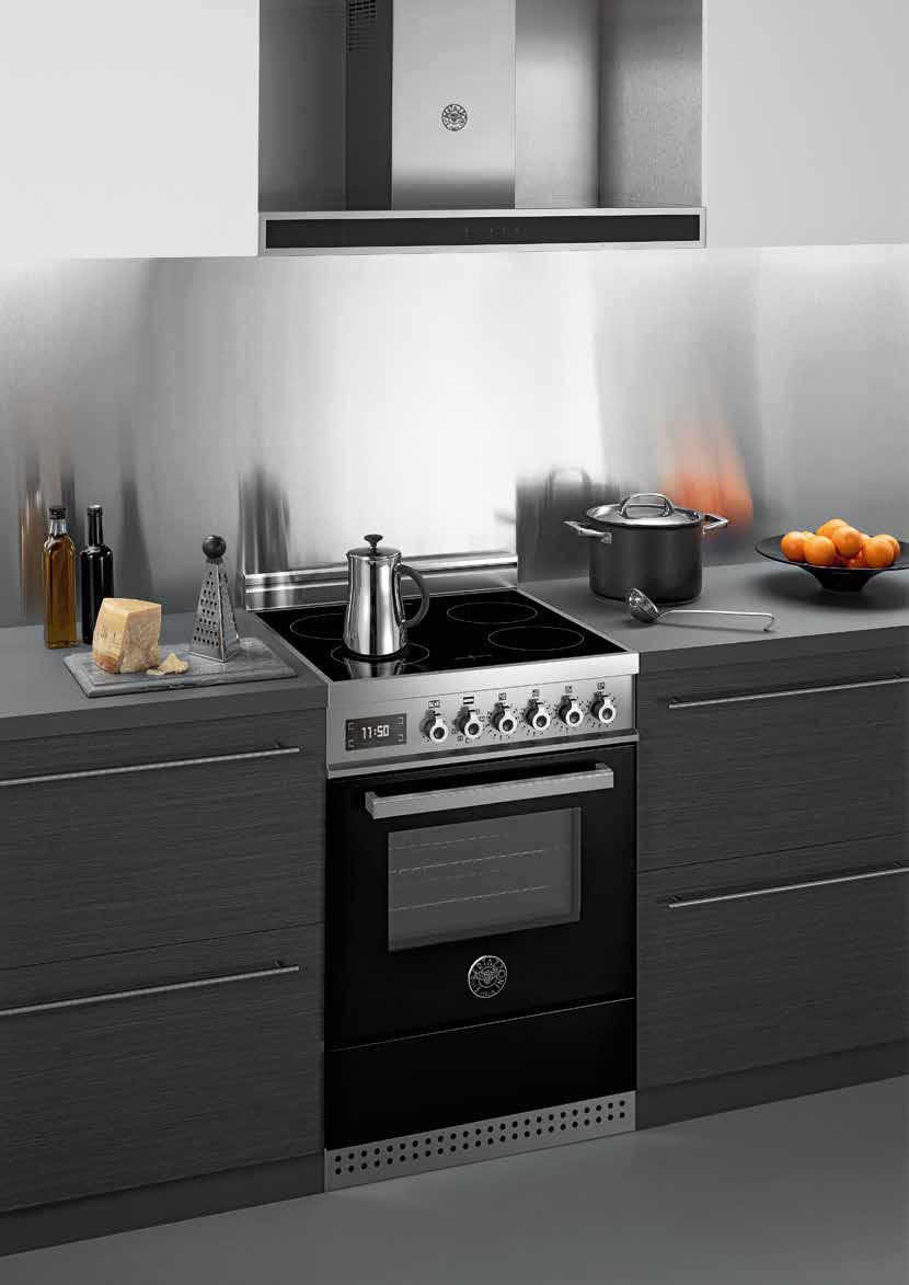 32 33 BERTAZZONI PROFESSIONAL SERIES 120 CM TWIN ELECTRIC OVEN The super-wide electric 120 cm range cooker is an uncompromising statement of power and prestige in your kitchen.