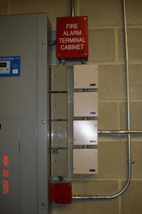 33 Control Relays NFPA 13-2010 8.15.5 Elevator Hoistway and Machine Rooms 8.15.5.4* Upright, pendent, or sidewall spray sprinklers shall be installed at the top of elevator hoistways. 8.15.5.5 The sprinkler required at the top of the elevator hoistway by 8.