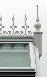 DECORATIVE ELEMENTS KING POST King posts, similar to finials, are typically placed at the end of a structure s ridge cresting.