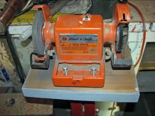 B&D Grinder on Stand Rockwell Table