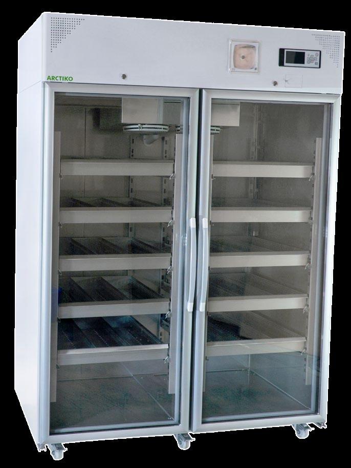 Features on BBR/BBR-D range Dual refrigeration system (BBR-D models) Medical device approved Stainless steel interior White exterior Automatic door closing and key lock Air forced cooling Telescopic